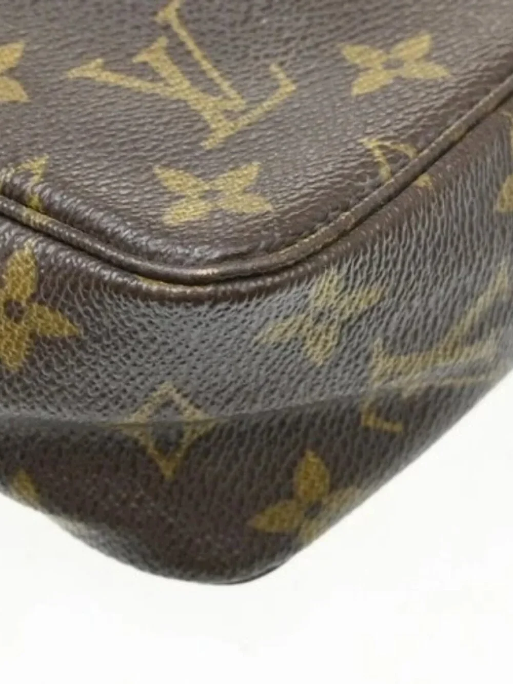 Best06 LOUIS VUITTON TROUSSE TOILETTE 23 COSMETIC POUCH M47524 861TH BQ01129